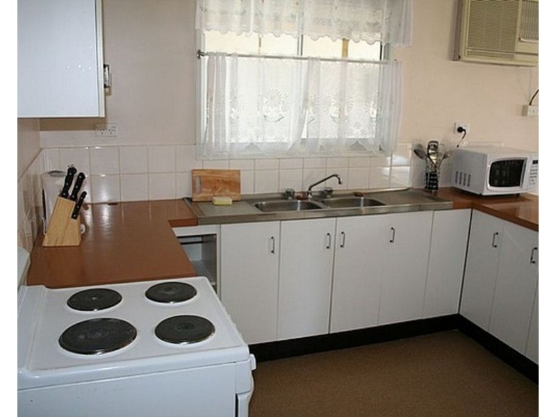 6 Shrubsole Street, Collinsville QLD 4804