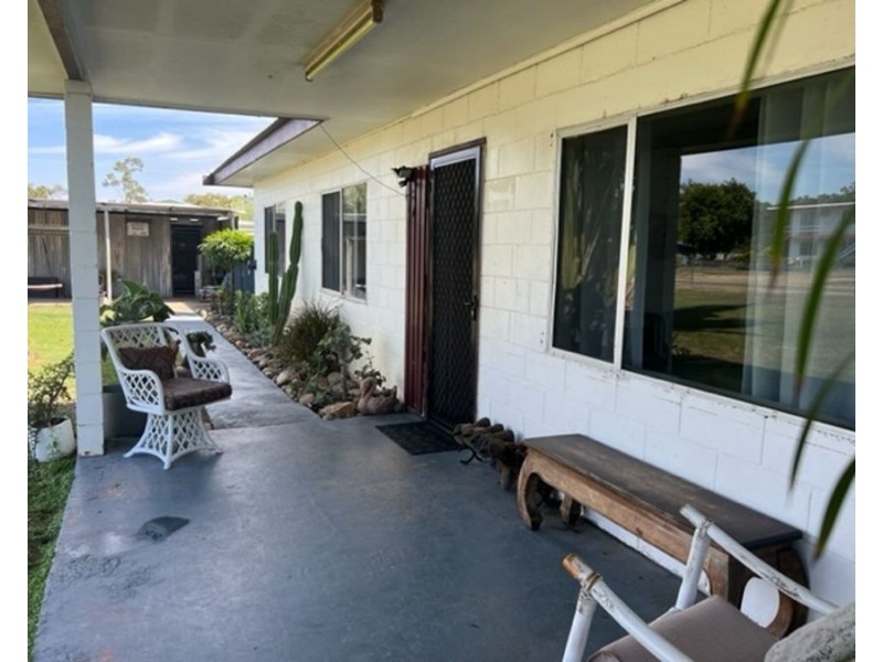 52 Ninth Ave, Collinsville QLD 4804