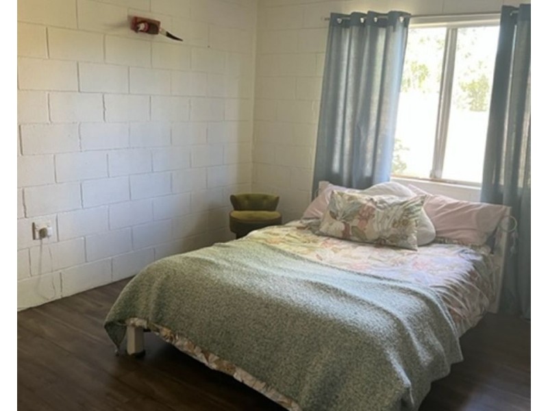 52 Ninth Ave, Collinsville QLD 4804