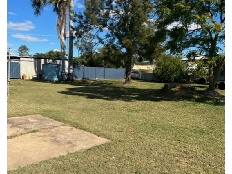 52 Ninth Ave, Collinsville QLD 4804