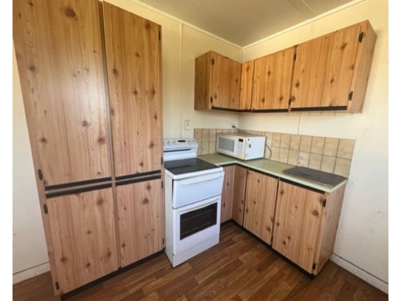 6 Blake Street, Collinsville QLD 4804