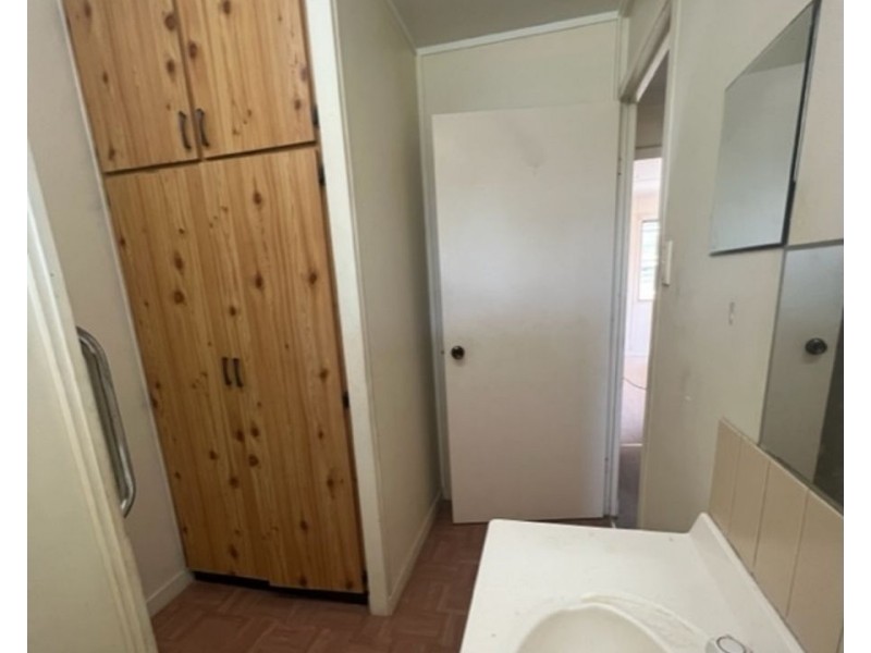 6 Blake Street, Collinsville QLD 4804