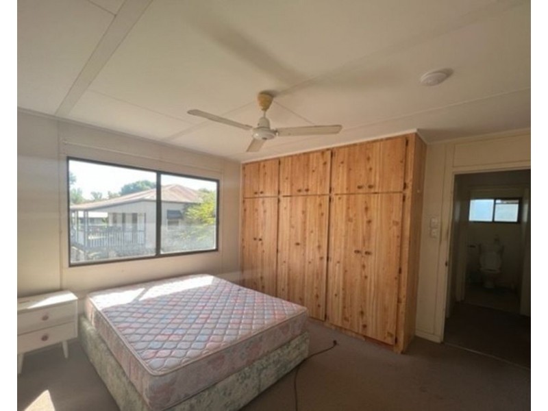 6 Blake Street, Collinsville QLD 4804