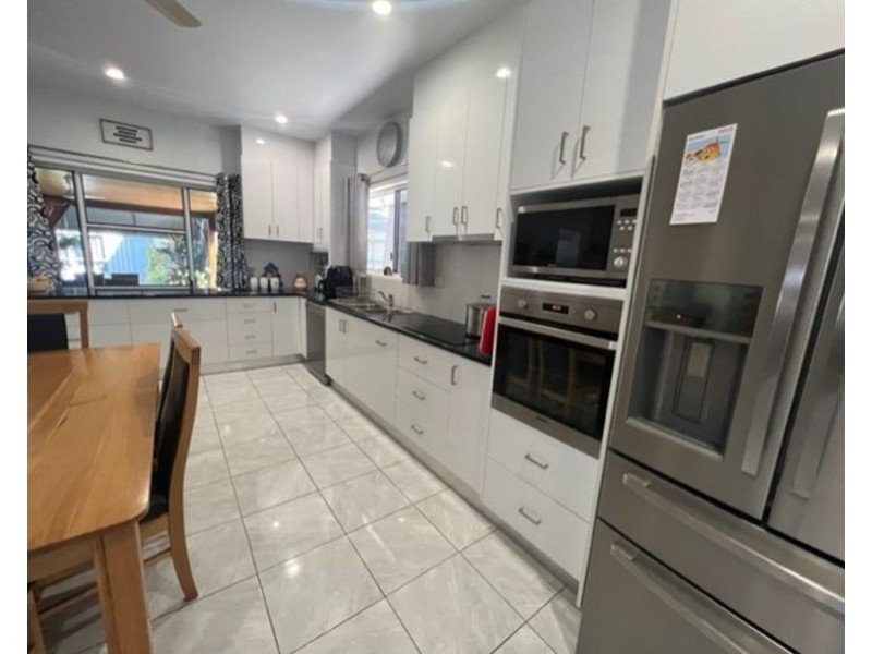 14 Drake Street, Collinsville QLD 4804