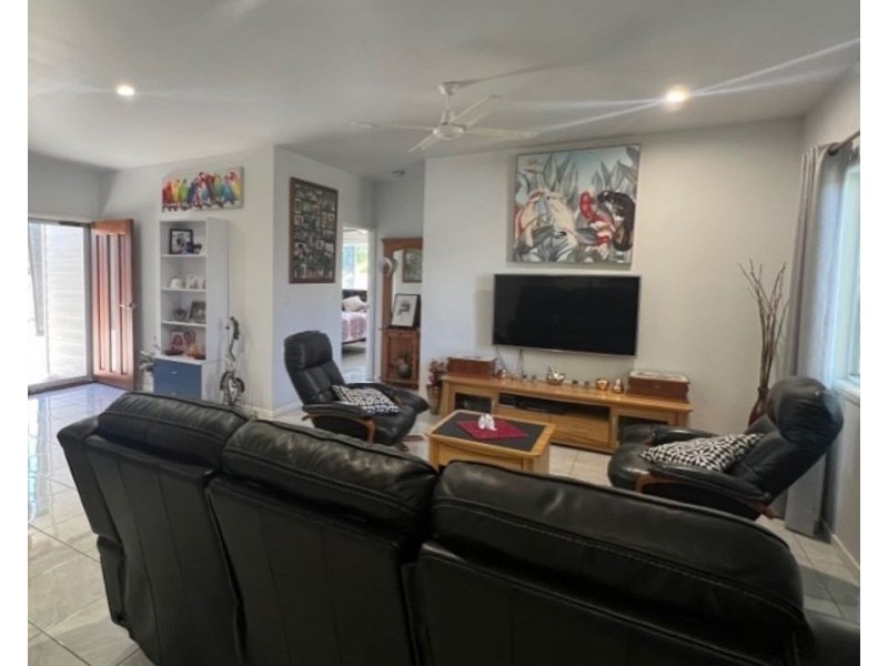 14 Drake Street, Collinsville QLD 4804