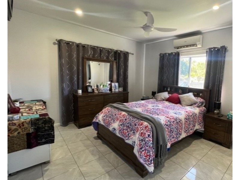 14 Drake Street, Collinsville QLD 4804