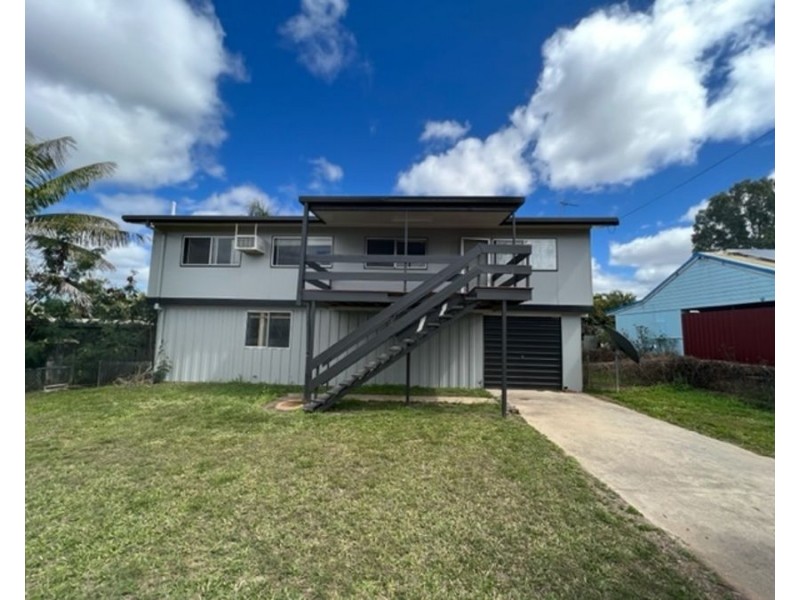 8 Collin Road, Collinsville QLD 4804