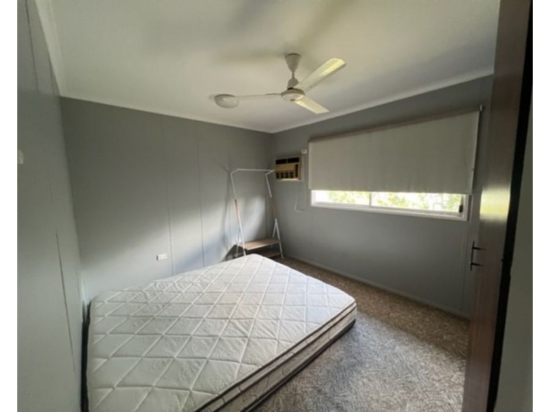 8 Collin Road, Collinsville QLD 4804