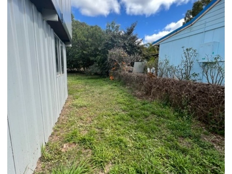 8 Collin Road, Collinsville QLD 4804