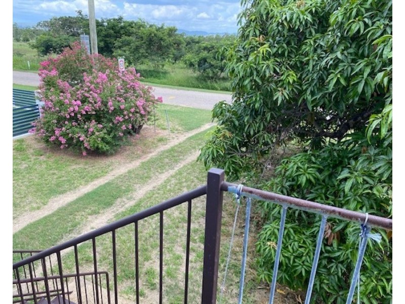 16 Eleventh Avenue, Scottville QLD 4804