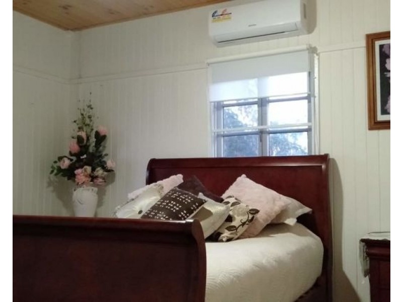 5 Toussaint Street, Collinsville QLD 4804