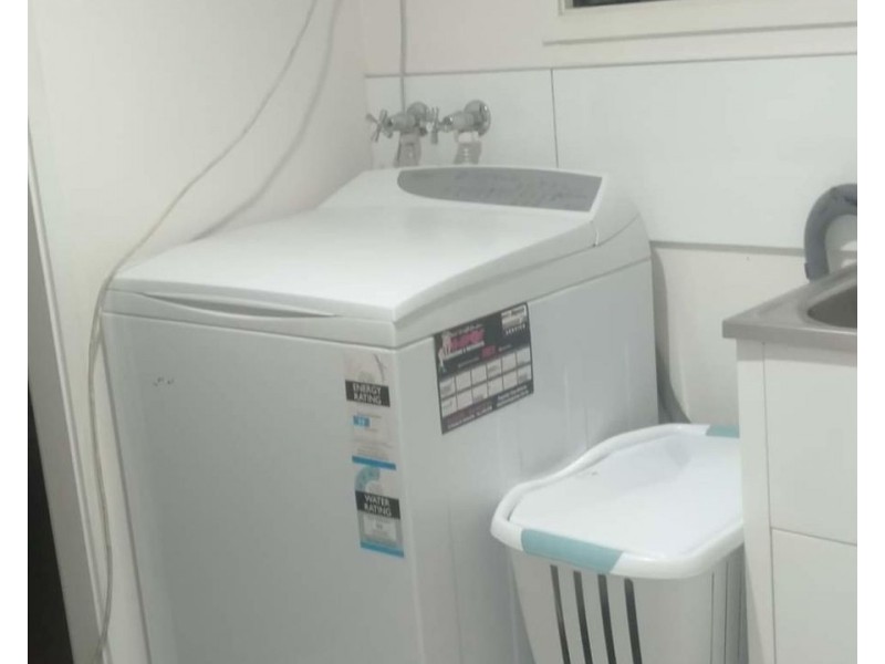 5 Toussaint Street, Collinsville QLD 4804