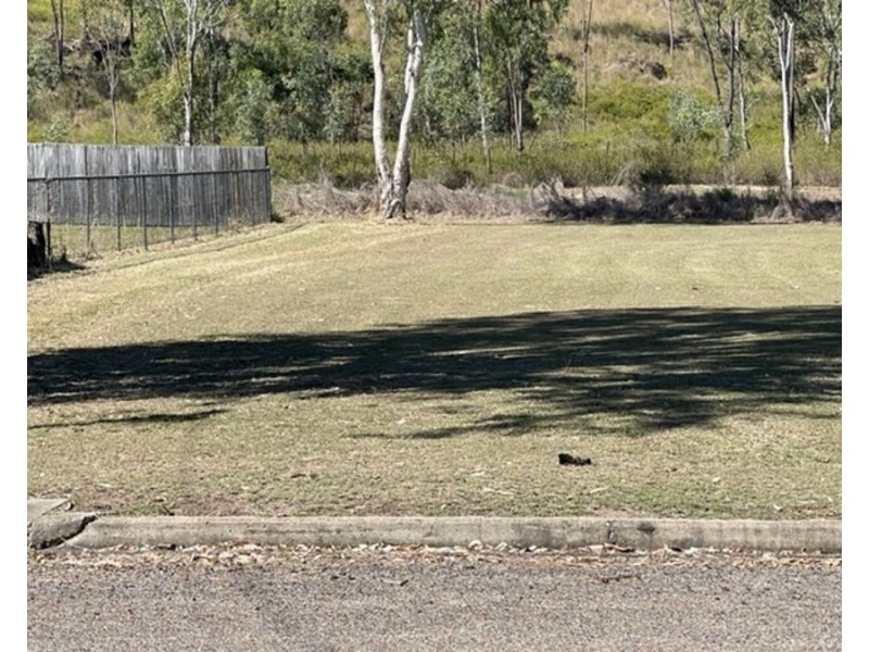 4 Scartwater Street, Collinsville QLD 4804