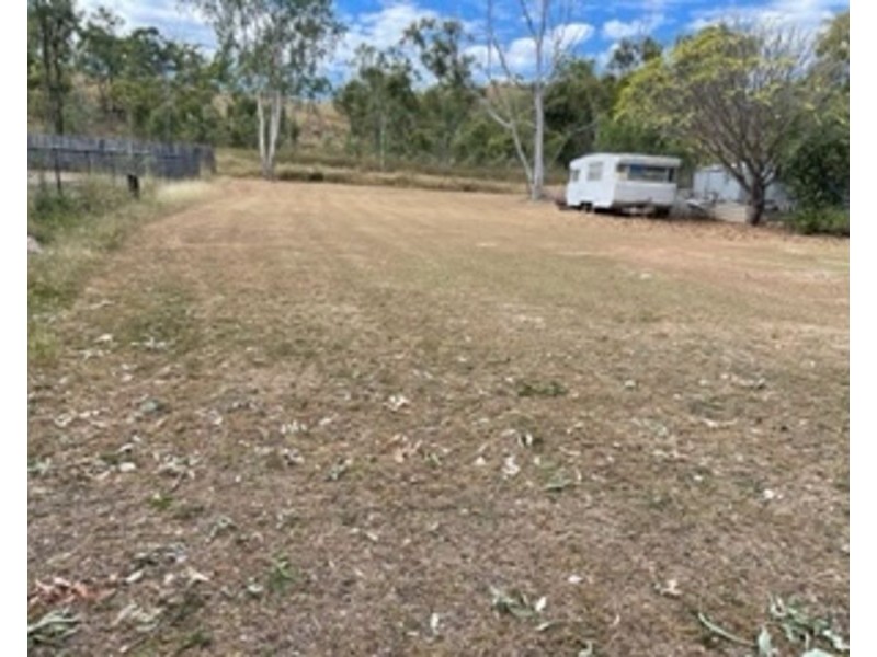 4 Scartwater Street, Collinsville QLD 4804