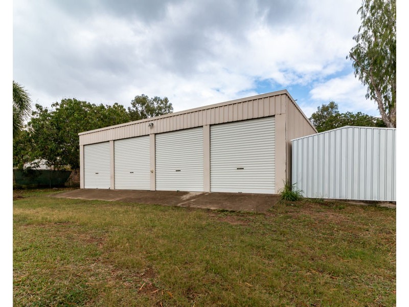 11 Walker Street, Collinsville QLD 4804