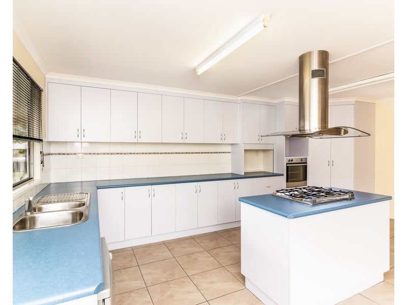 11 Walker Street, Collinsville QLD 4804