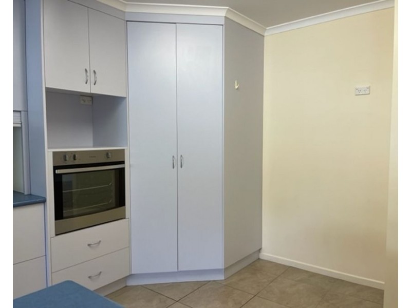 11 Walker Street, Collinsville QLD 4804