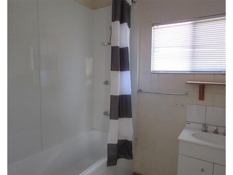 13 Cowan Lane, Bowen QLD 4805
