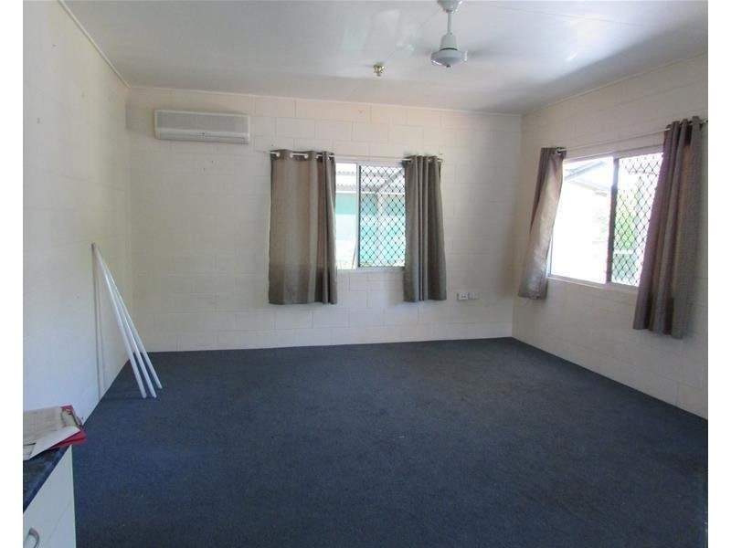 13 Cowan Lane, Bowen QLD 4805