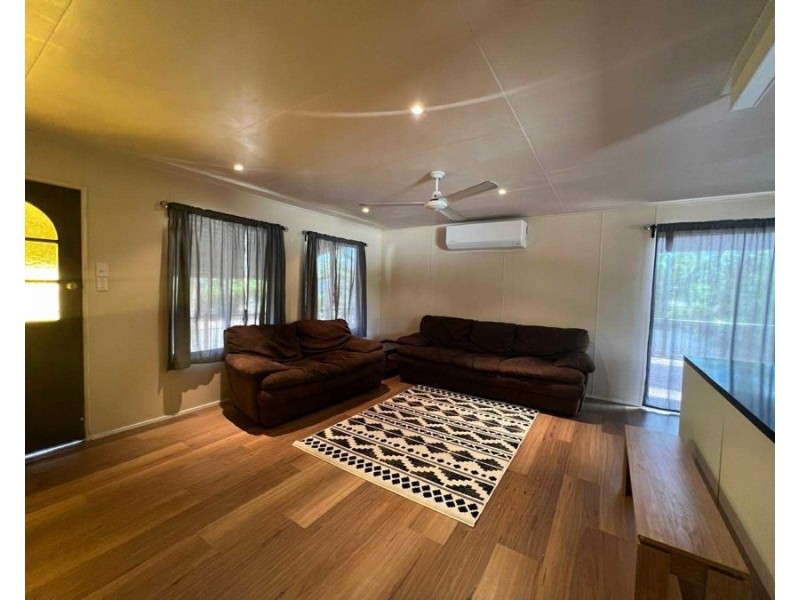 44 Belmore Street, Collinsville QLD 4804