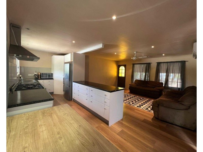 44 Belmore Street, Collinsville QLD 4804