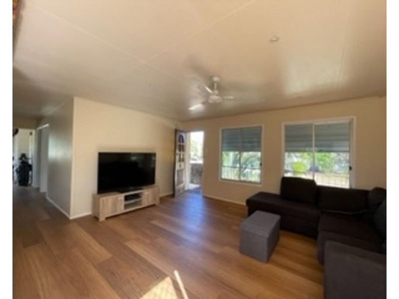 44 Belmore Street, Collinsville QLD 4804