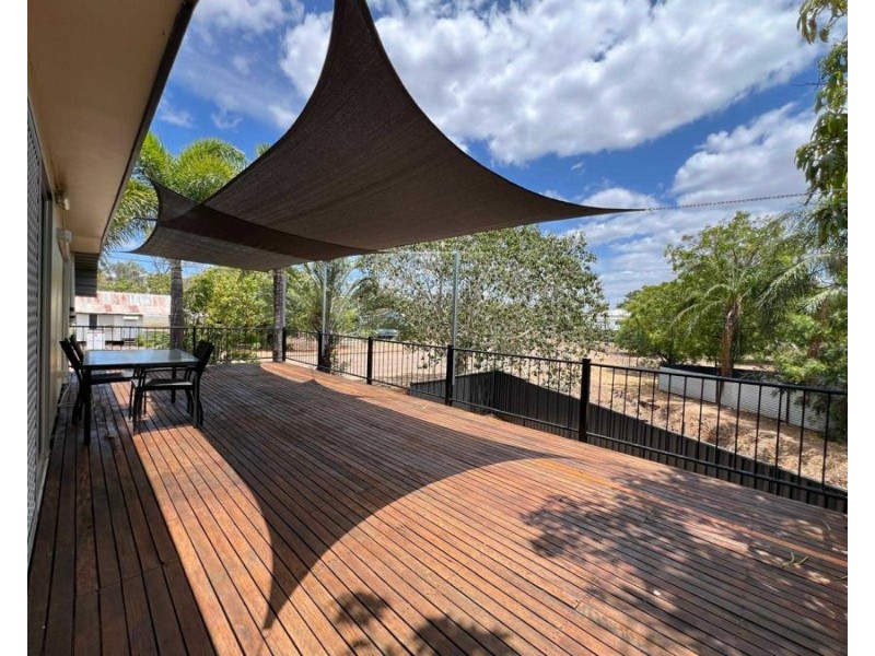 44 Belmore Street, Collinsville QLD 4804