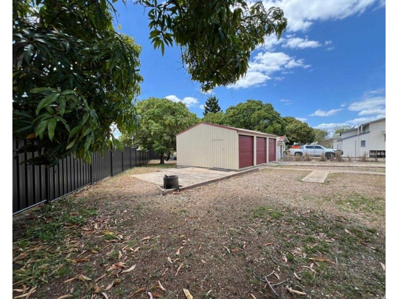 44 Belmore Street, Collinsville QLD 4804
