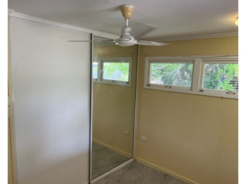 4 Fairway Street, Collinsville QLD 4804