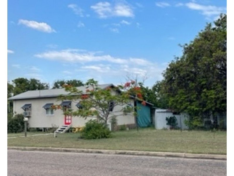 55 Belmore Street, Collinsville QLD 4804