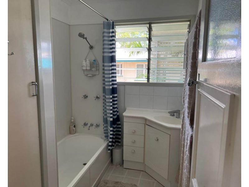 16 Macarthur Street, Collinsville QLD 4804