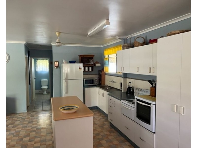 5 Gralton Street, Collinsville QLD 4804