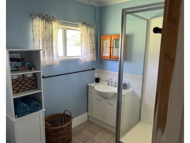 5 Gralton Street, Collinsville QLD 4804