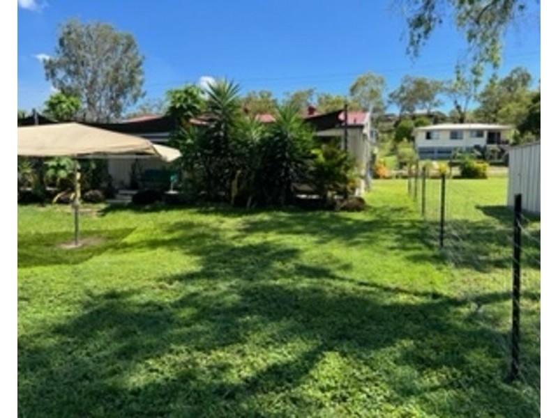 5 Gralton Street, Collinsville QLD 4804