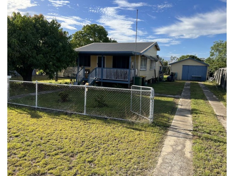 28 Fifth Avenue, Scottville QLD 4804