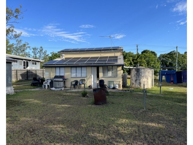 28 Fifth Avenue, Scottville QLD 4804