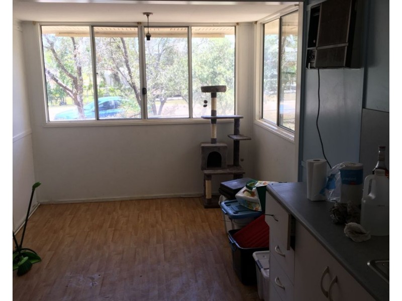 4 FAIRWAY DRIVE, Collinsville QLD 4804