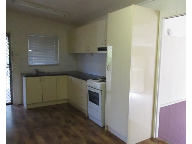 28 Henderson Street, Collinsville QLD 4804