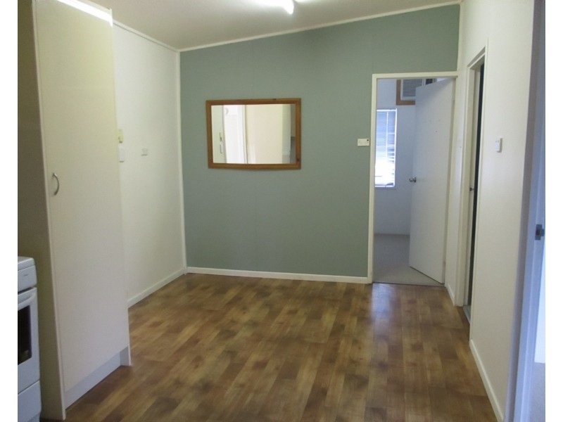 28 Henderson Street, Collinsville QLD 4804