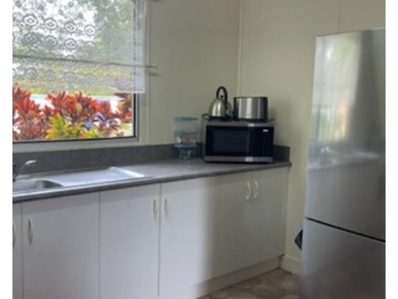 20 George Street, Collinsville QLD 4804