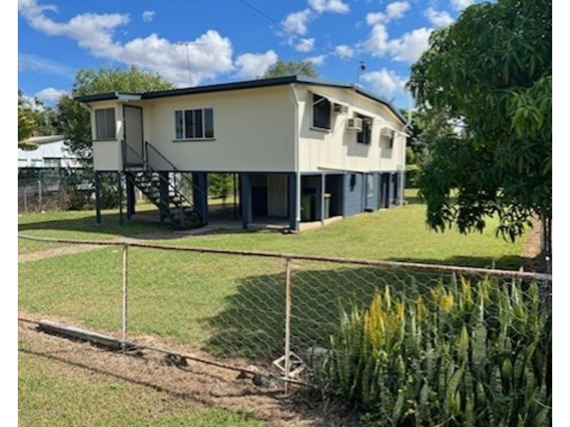 30 Fifth Avenue, Scottville QLD 4804