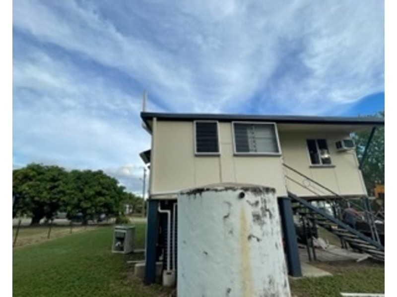 30 Fifth Avenue, Scottville QLD 4804