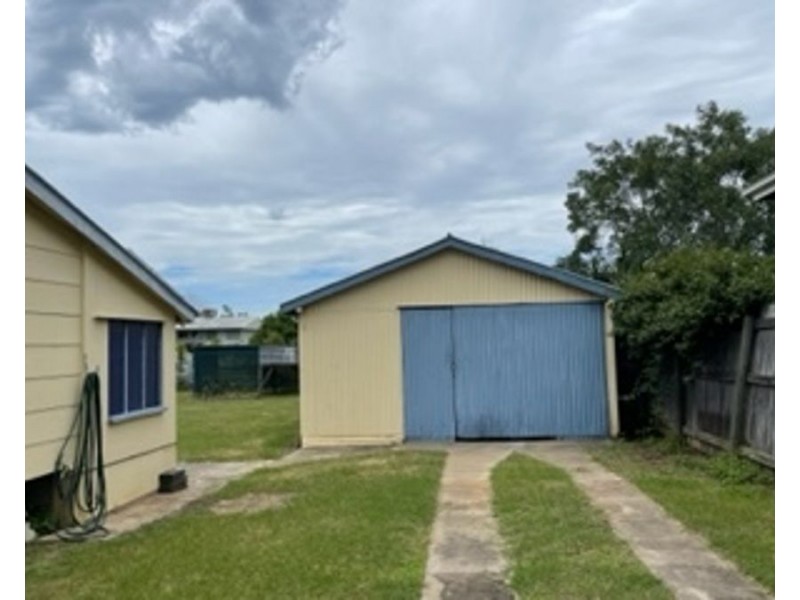 28 Fifth Avenue, Scottville QLD 4804