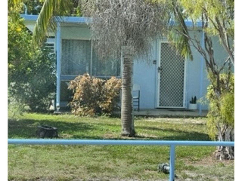 Unit 3/ 20 George Street, Collinsville QLD 4804