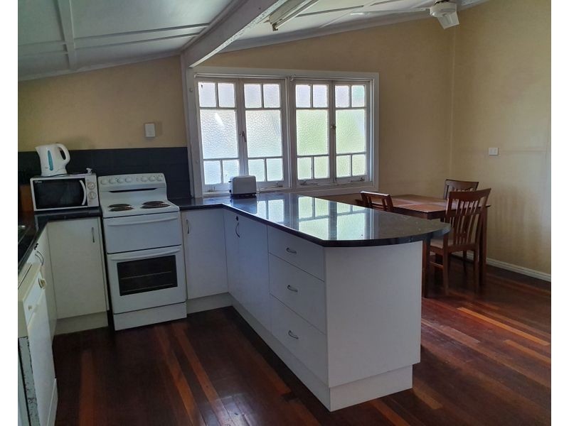 1 Pelican Street, Collinsville QLD 4804