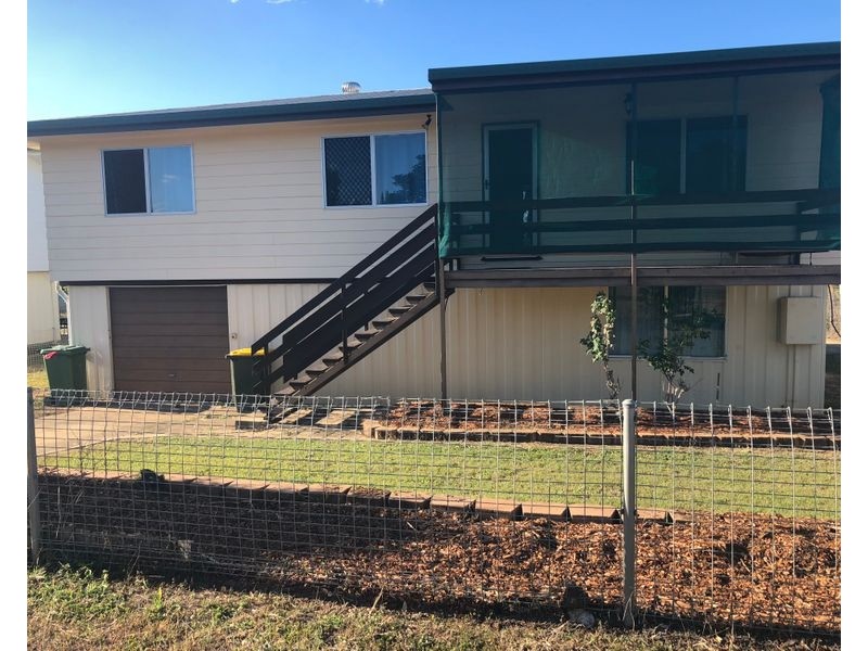 15 Petersen Street, Collinsville QLD 4804