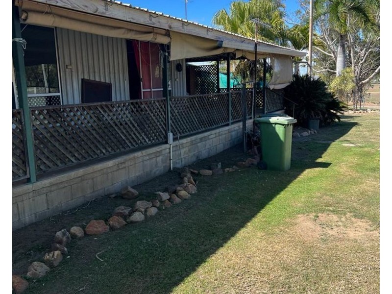 2 Scartwater Street, Collinsville QLD 4804