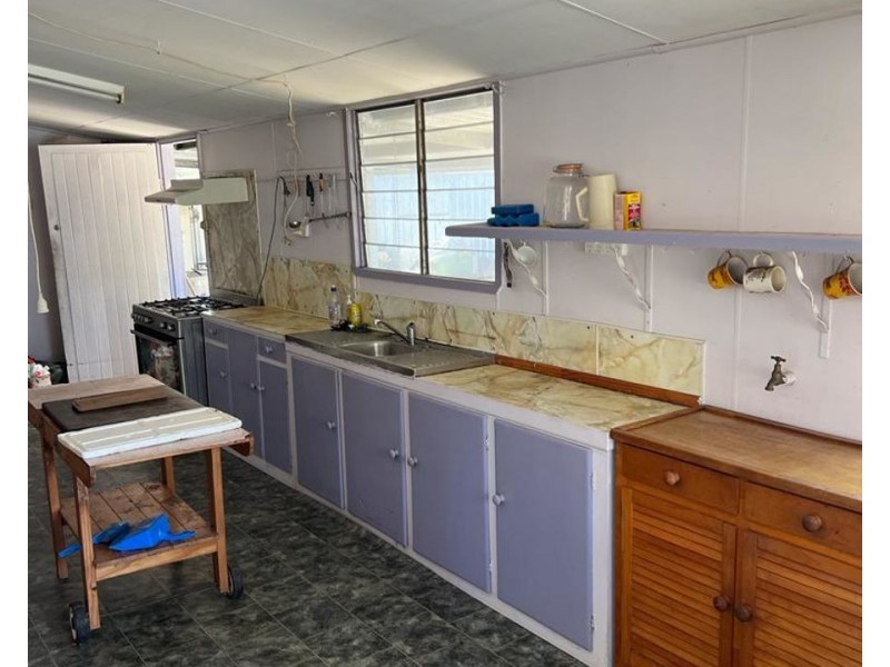 2 Scartwater Street, Collinsville QLD 4804