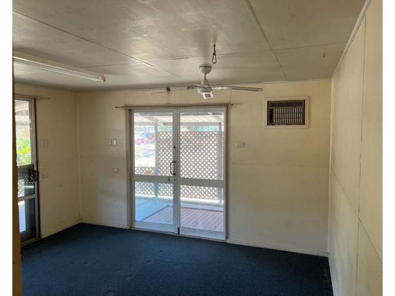 2 Scartwater Street, Collinsville QLD 4804