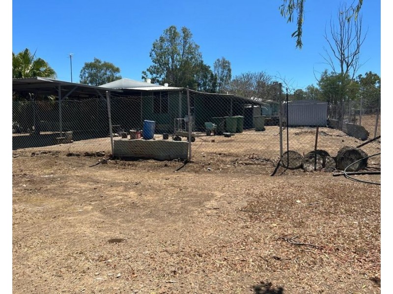 2 Scartwater Street, Collinsville QLD 4804